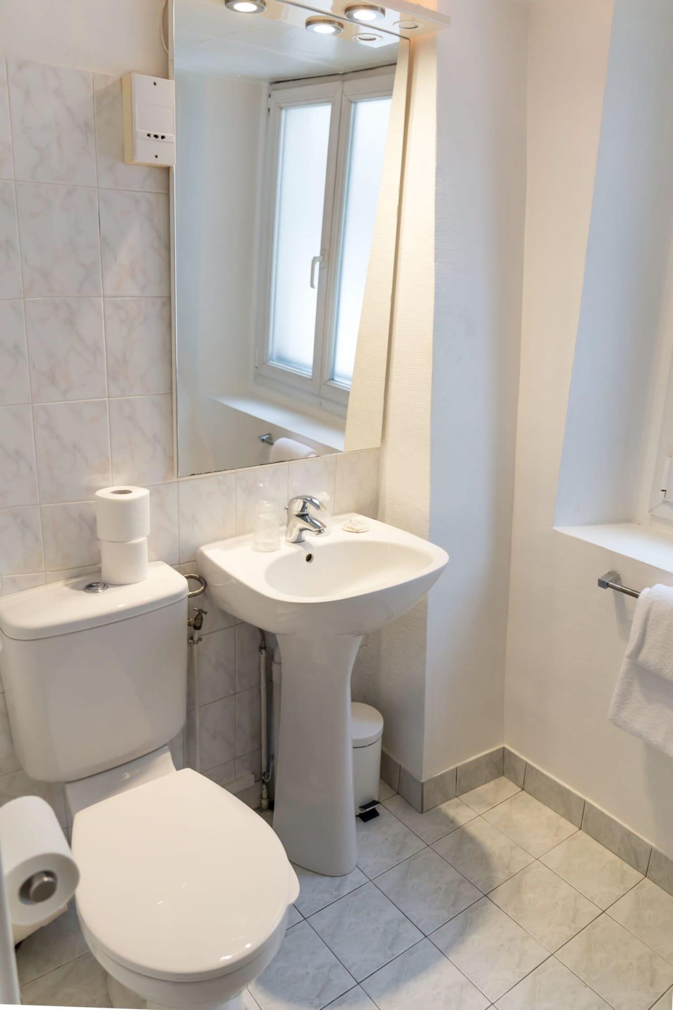D'Win Hotel Paris Luaran gambar