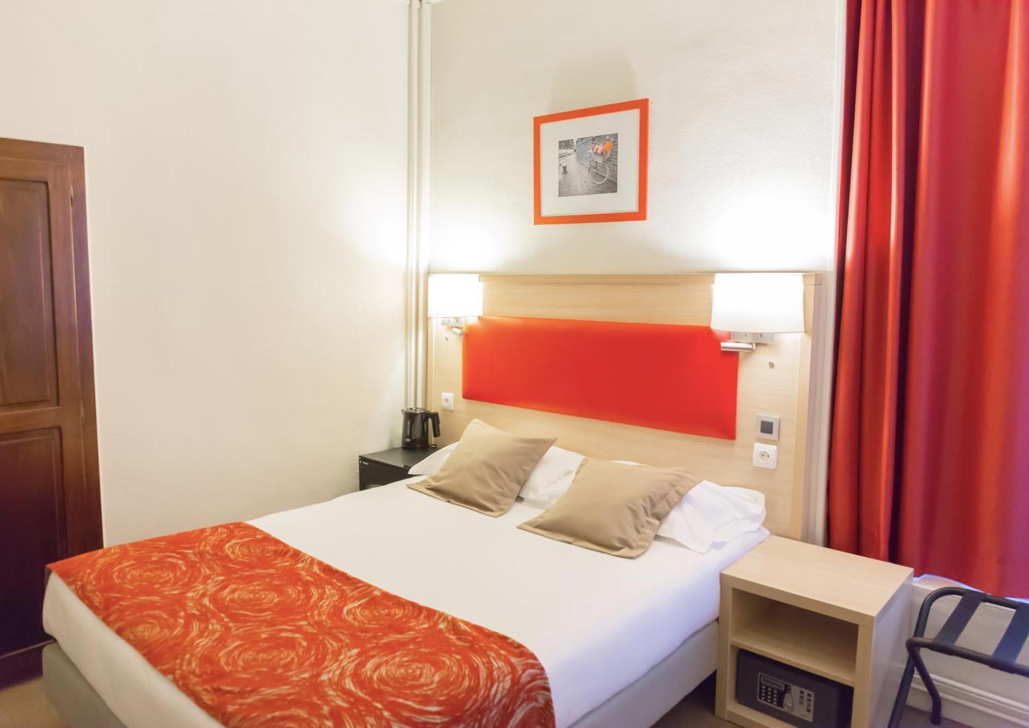 D'Win Hotel Paris Luaran gambar