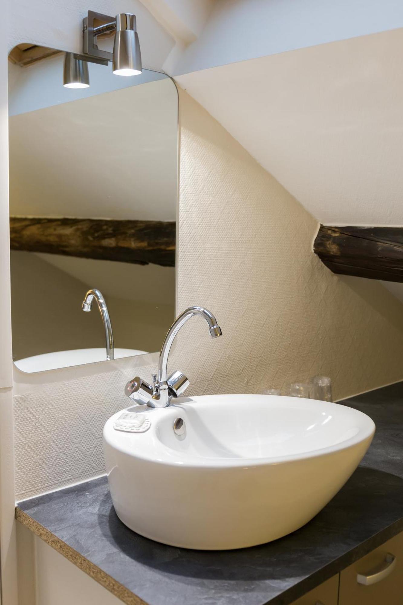 D'Win Hotel Paris Luaran gambar